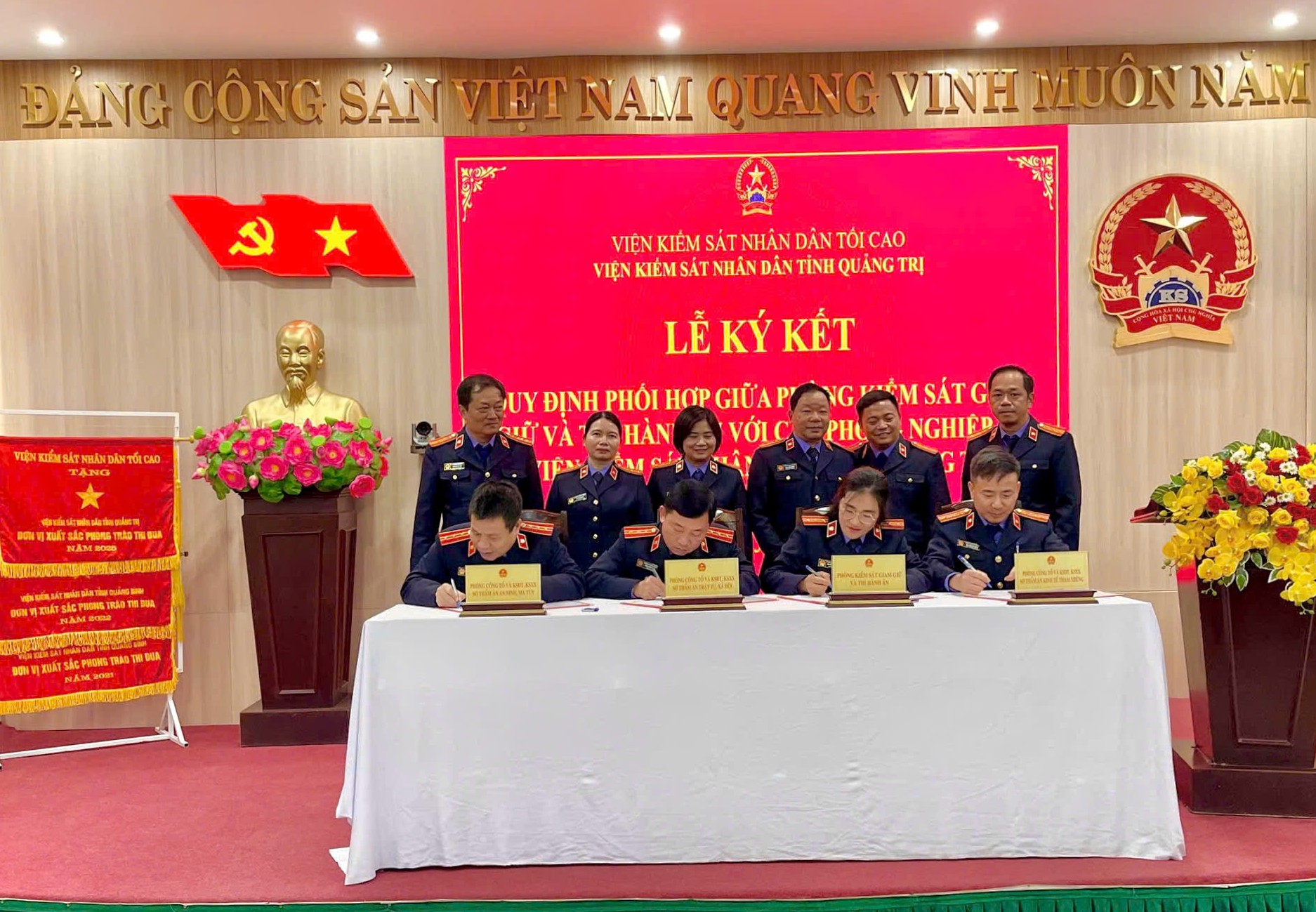 VKSND tỉnh Quảng Trị ký kết Quy định phối hợp trong công tác kiểm sát giam giữ và thi hành án