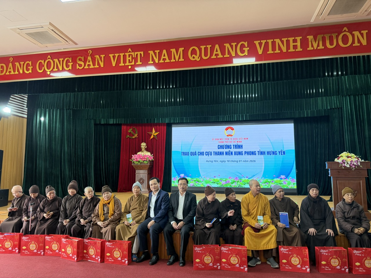 Nghĩa tình phương Nam với những “Bông hoa thép” Hưng Yên