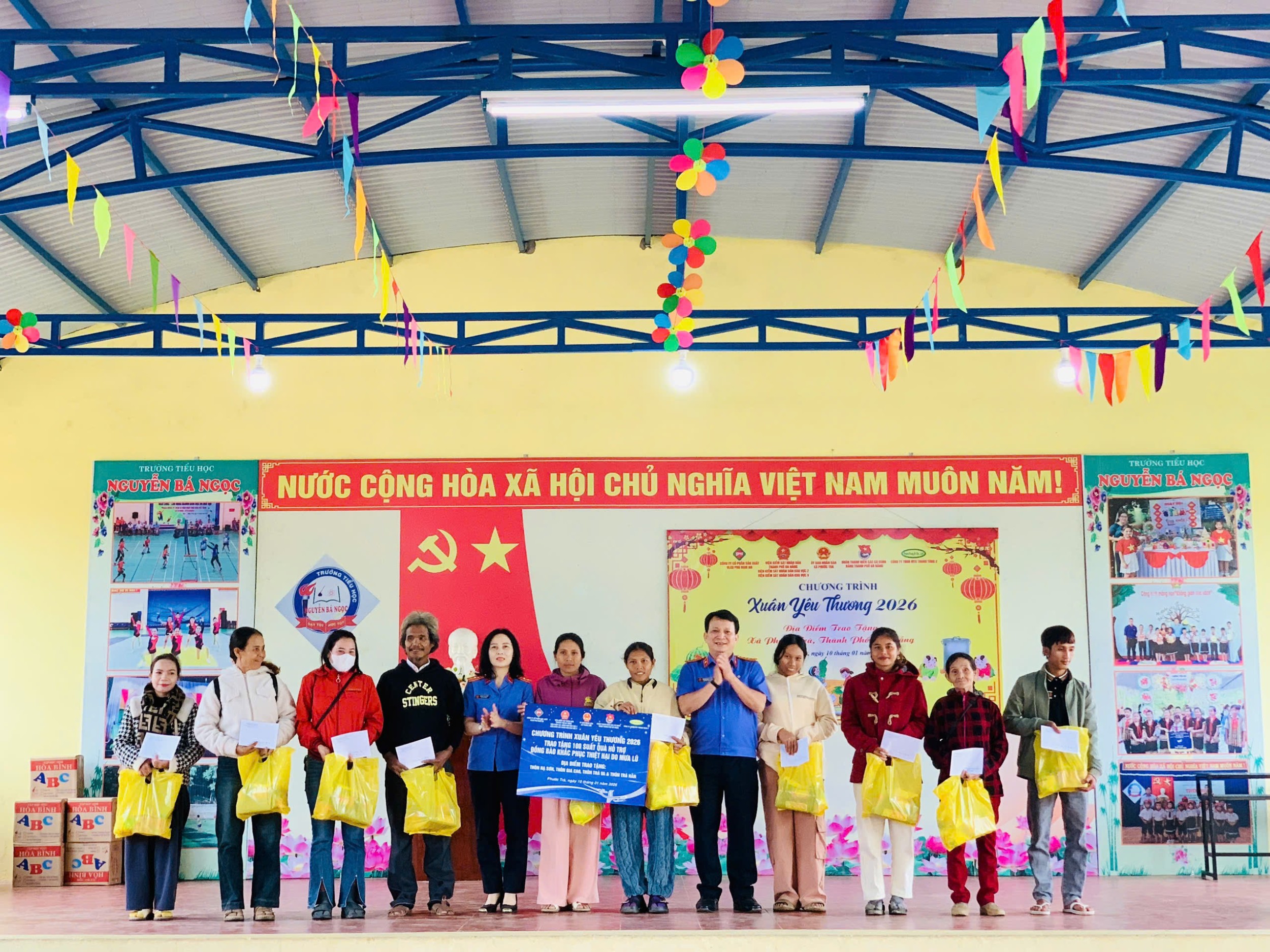 Lan tỏa nghĩa tình ấm áp nơi vùng cao xã Phước Trà