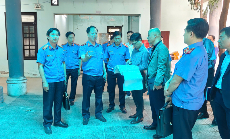 Phó Viện trưởng VKSND tối cao Trần Hải Quân kiểm tra tiến độ cải tạo trụ sở tại TP Đà Nẵng