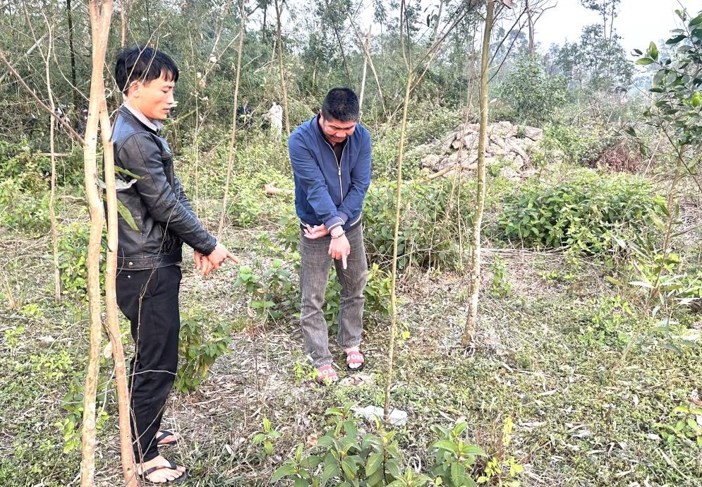 Phê chuẩn khởi tố 2 đối tượng vào nghĩa trang sử dụng ma túy