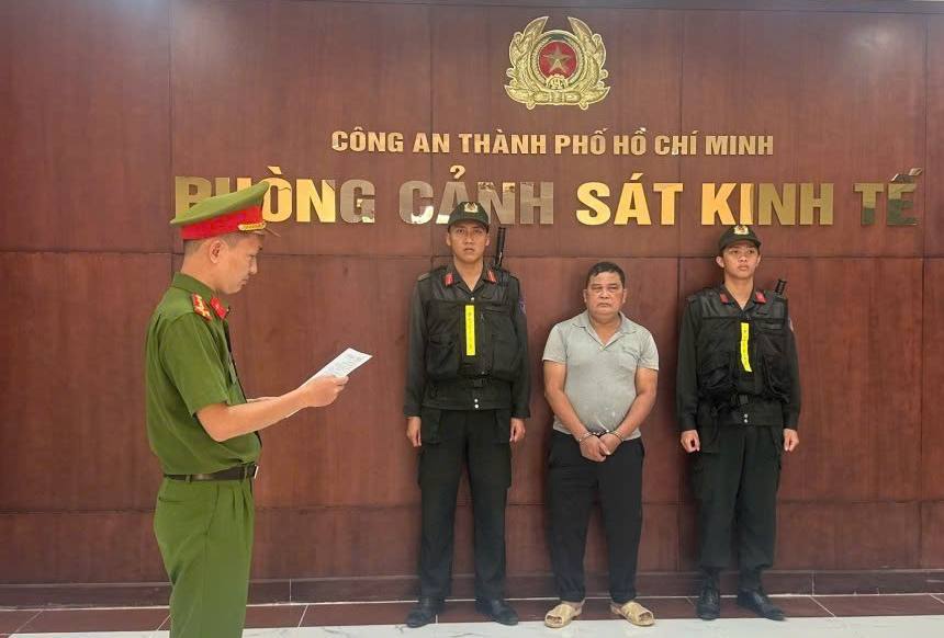 Triệt phá đường dây ngâm 3 000 tấn thịt ốc bằng hóa chất công nghiệp