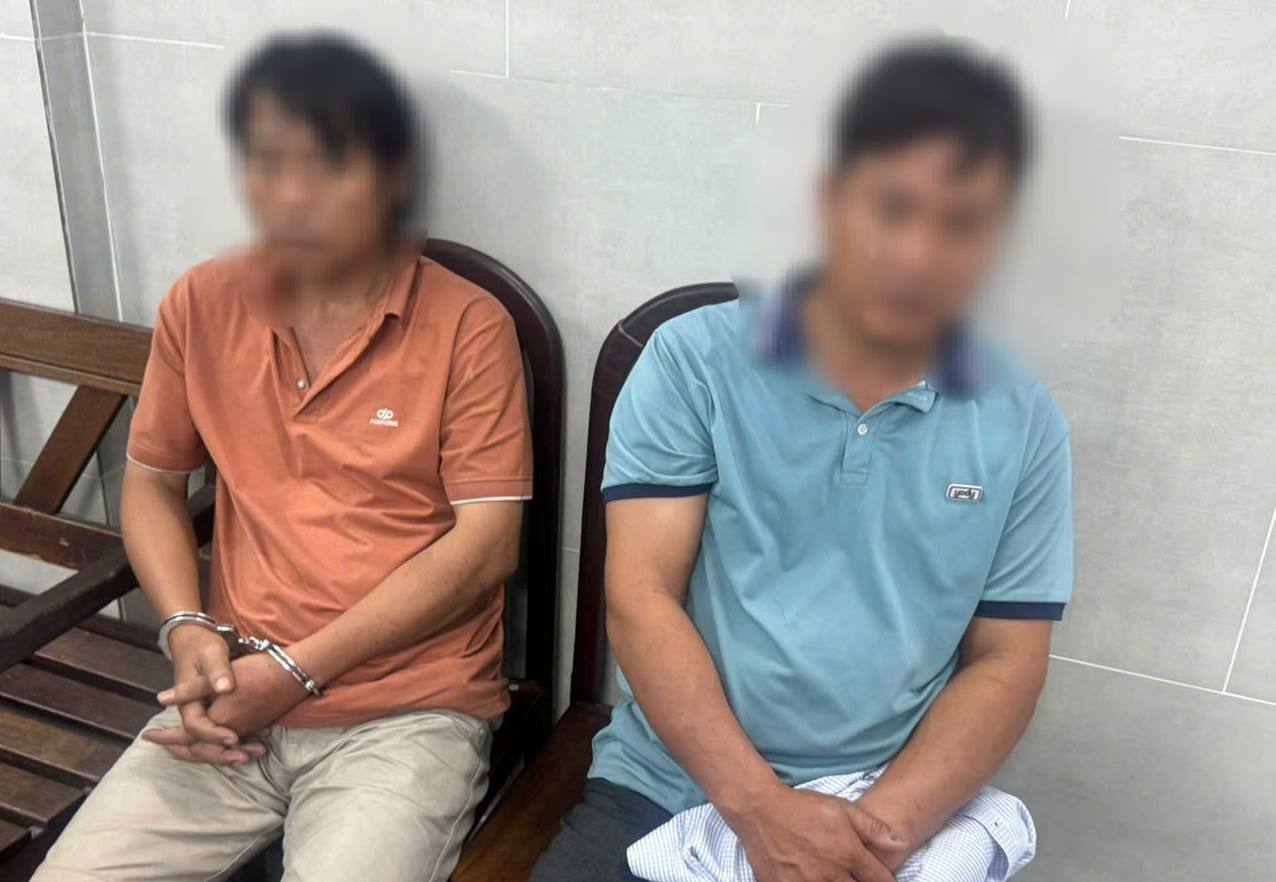 Bắt người đàn ông trộm thiên nga Thảo Cầm viên Sài Gòn