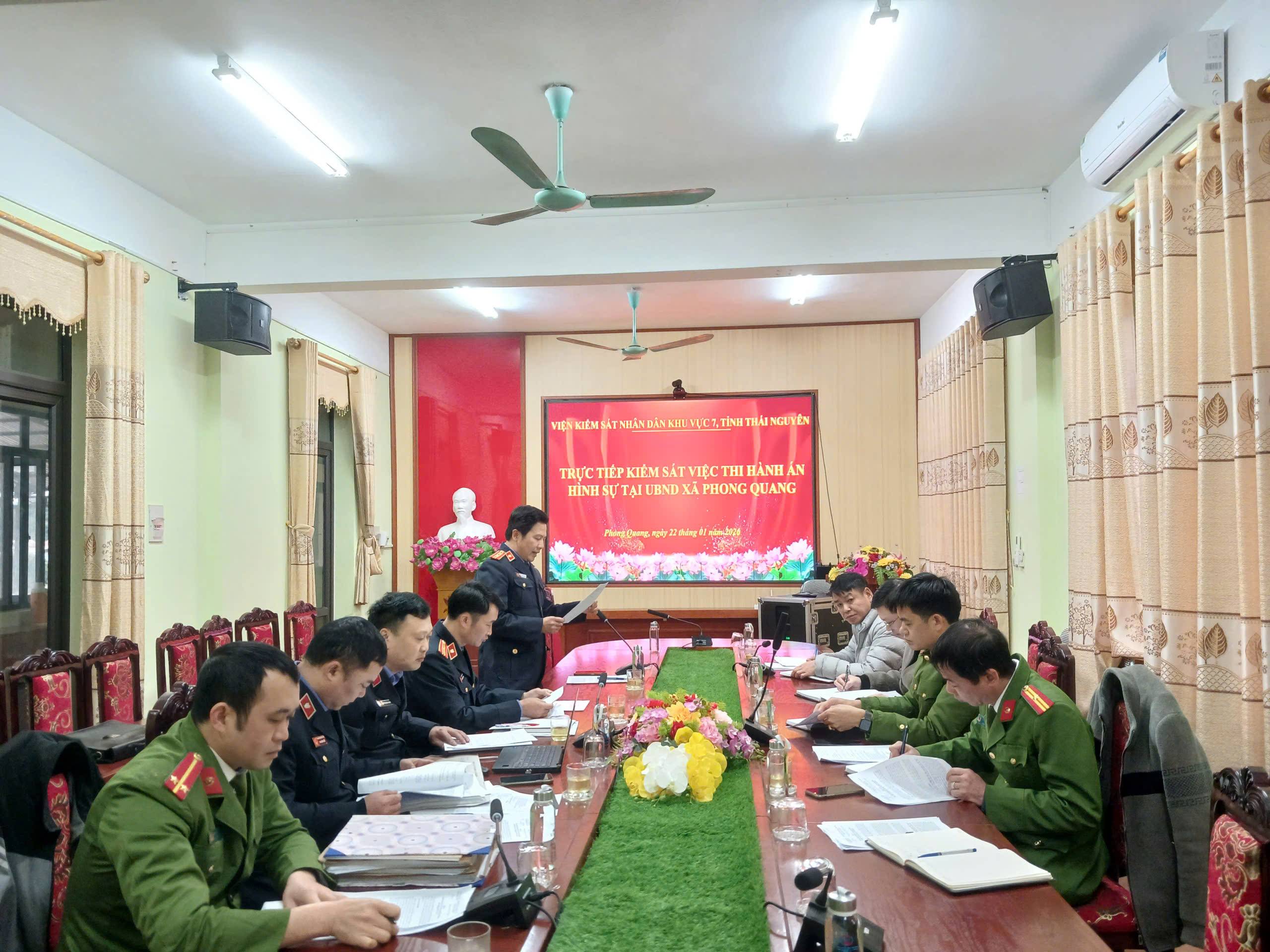 VKSND khu vực 7 - Thái Nguyên kiểm sát trực tiếp công tác thi hành án hình sự tại các UBND xã