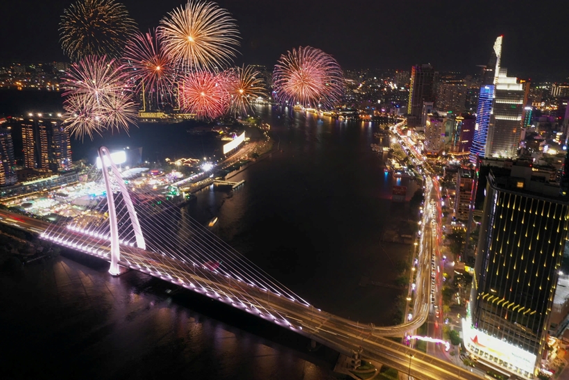 TP Hồ Chí Minh bắn pháo hoa tại 17 điểm dịp Tết Nguyên đán Bính Ngọ 2026