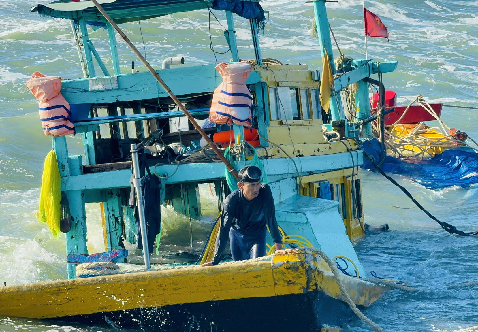 Sau phản ánh của Báo Bảo vệ pháp luật, Chủ tịch UBND tỉnh Lâm Đồng chỉ đạo khẩn nạo vét cửa biển La Gi
