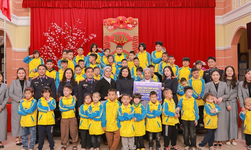 Trao yêu thương – Gieo hy vọng cho trẻ em khuyết tật