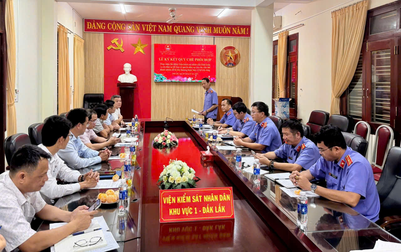 VKSND khu vực 1 – Đắk Lắk ký quy chế với các phường, xã thực hiện Nghị quyết số 205