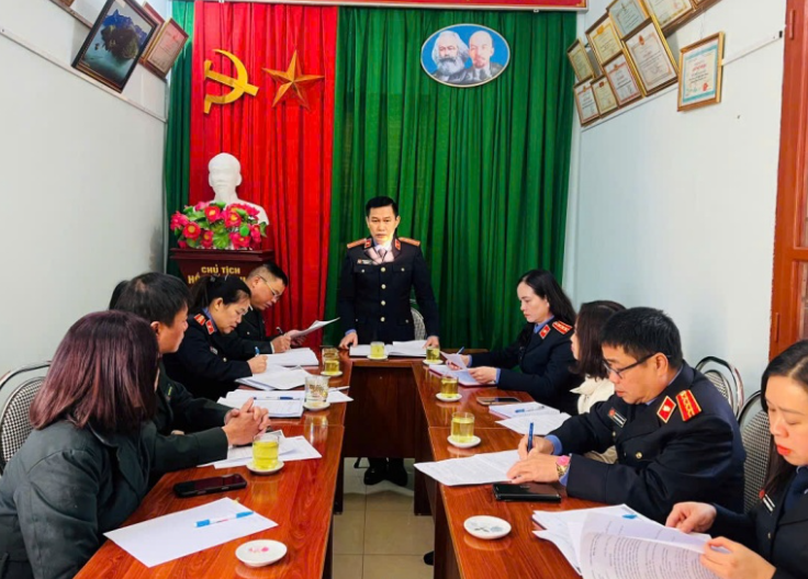 Phòng 8, VKSND tỉnh Lạng Sơn trực tiếp kiểm sát hoạt động thi hành án dân sự, hành chính