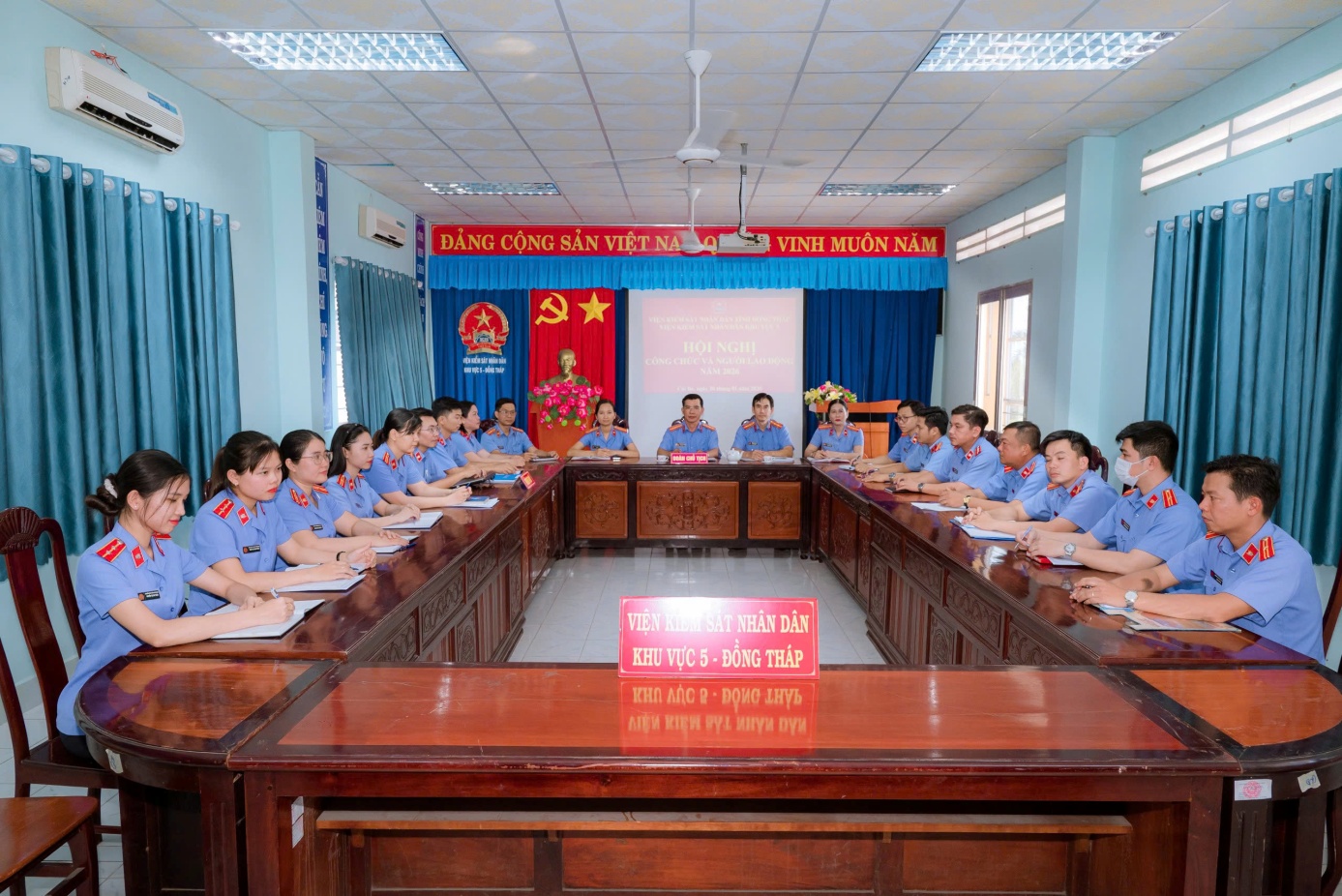 VKSND Khu vực 5 - Đồng Tháp tổ chức Hội nghị công chức, người lao động năm 2026