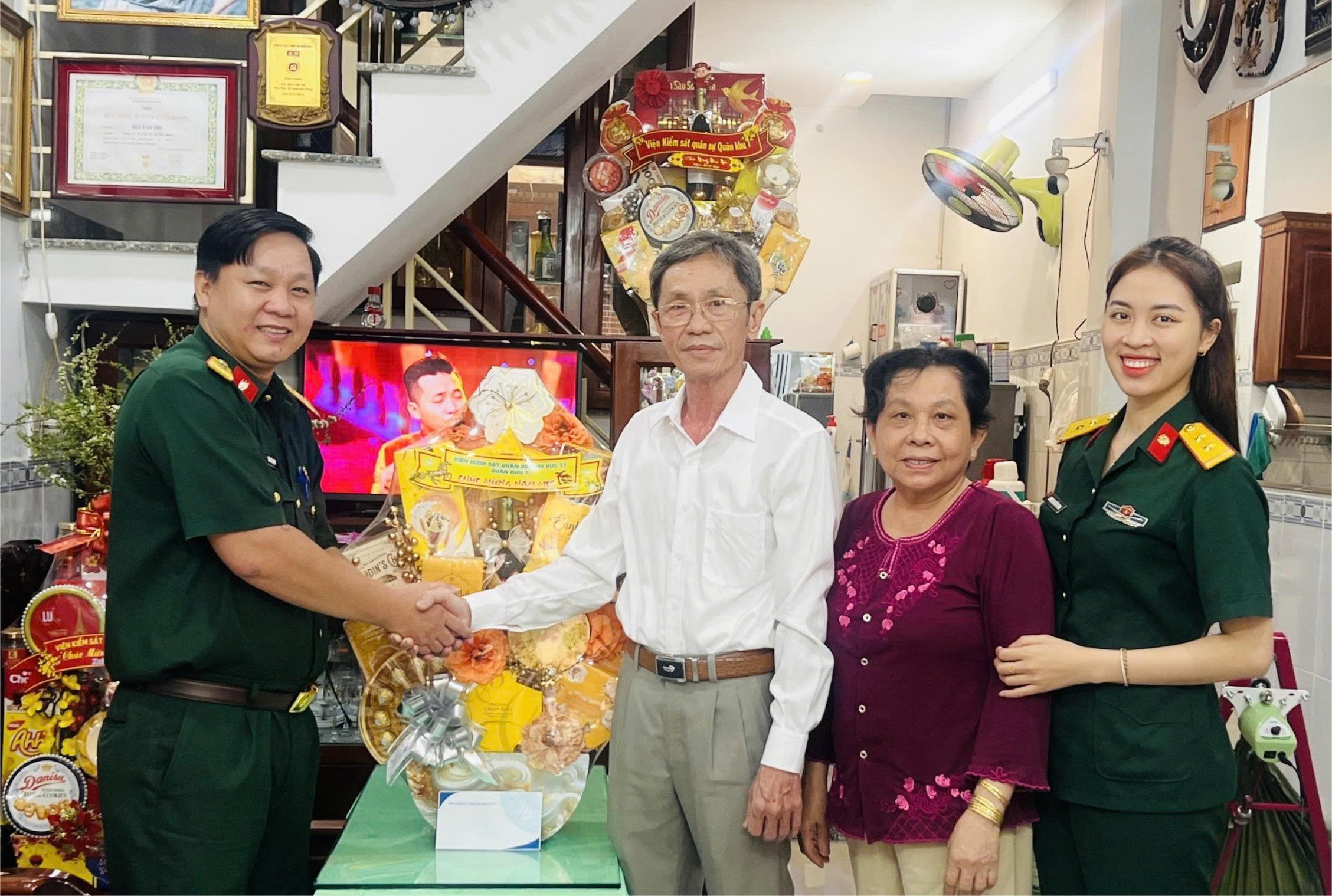 VKS Quân sự Khu vực 71 chúc Tết nguyên lãnh đạo ngành Kiểm sát Quân sự Quân khu 7