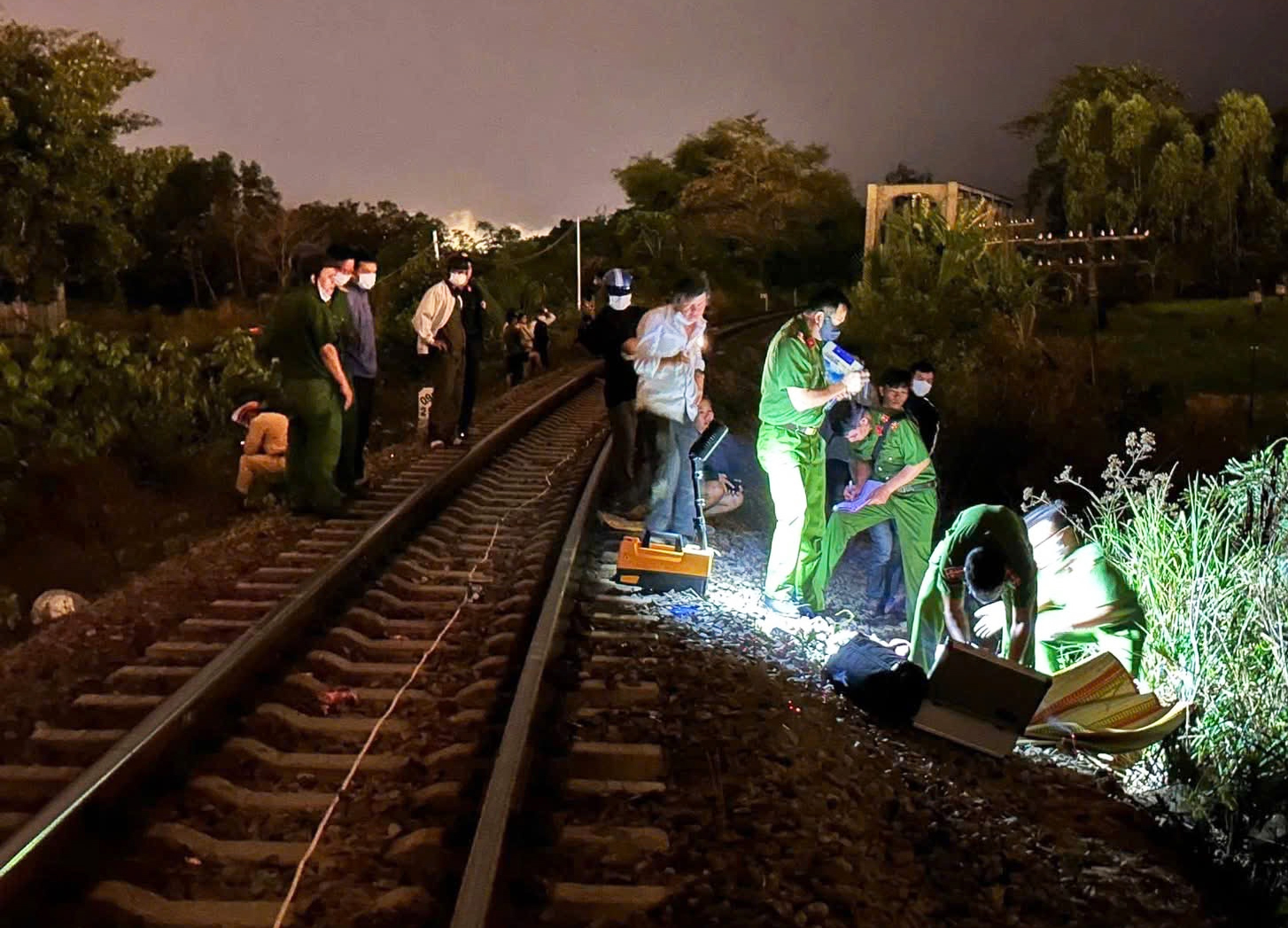 Va chạm với tàu hỏa, nhân viên tuần đường tử vong