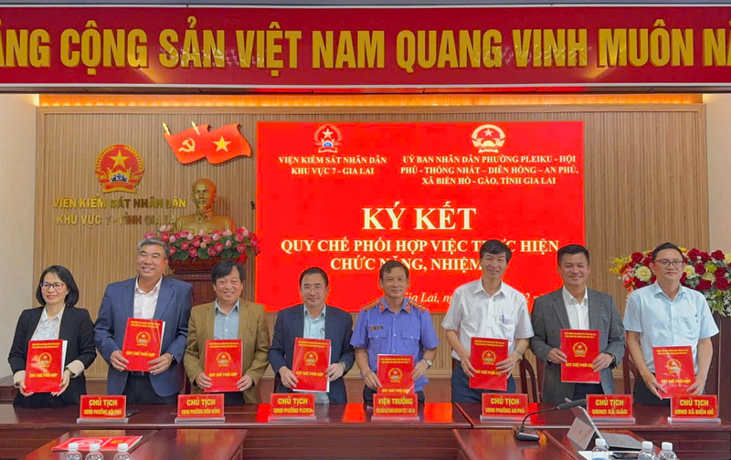 VKSND khu vực 7, Gia Lai ký kết Quy chế phối hợp với UBND các xã, phường