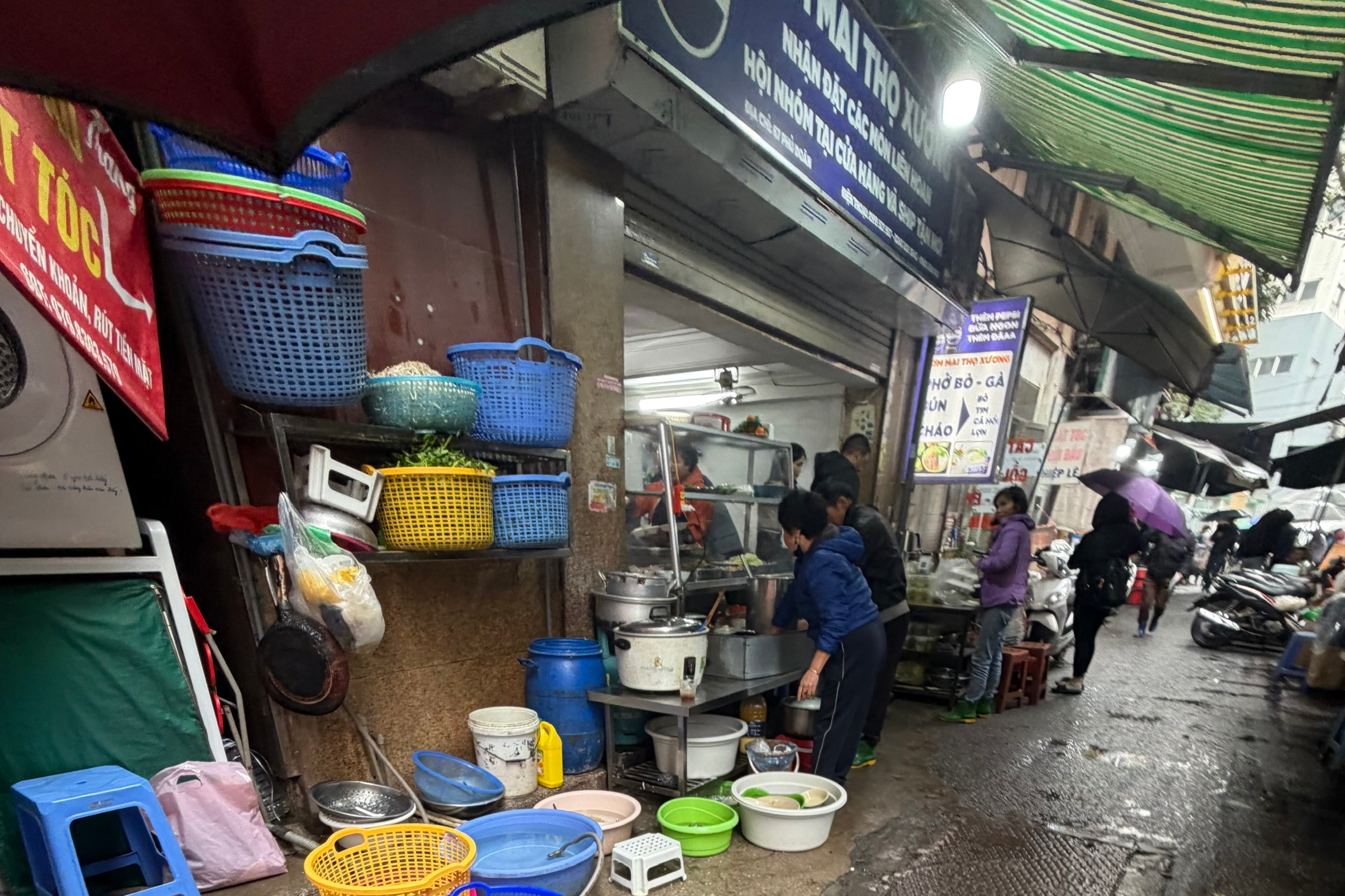 Hoàn Kiếm công khai danh sách 14 cơ sở vi phạm an toàn thực phẩm