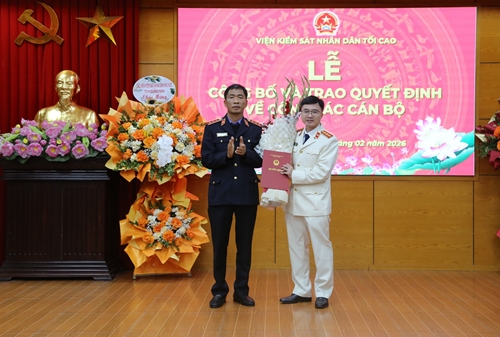 Lãnh đạo VKSND tối cao trao quyết định bổ nhiệm Phó Viện trưởng VKSND tỉnh Quảng Ninh