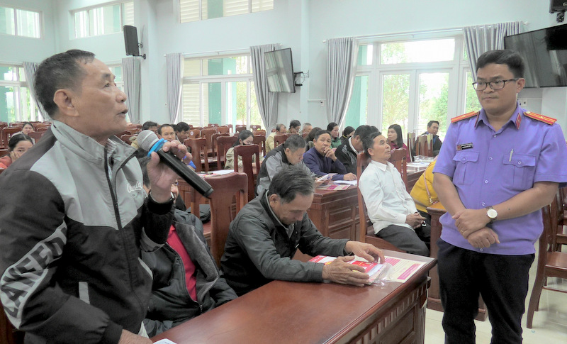 VKSND khu vực 15, tỉnh Đắk Lắk tuyên truyền pháp luật và Nghị quyết 205 của Quốc hội