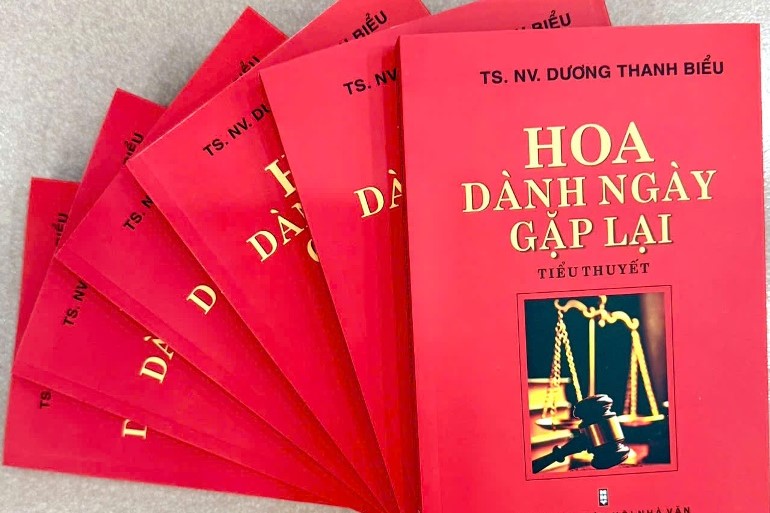 Nước mắt và nụ cười