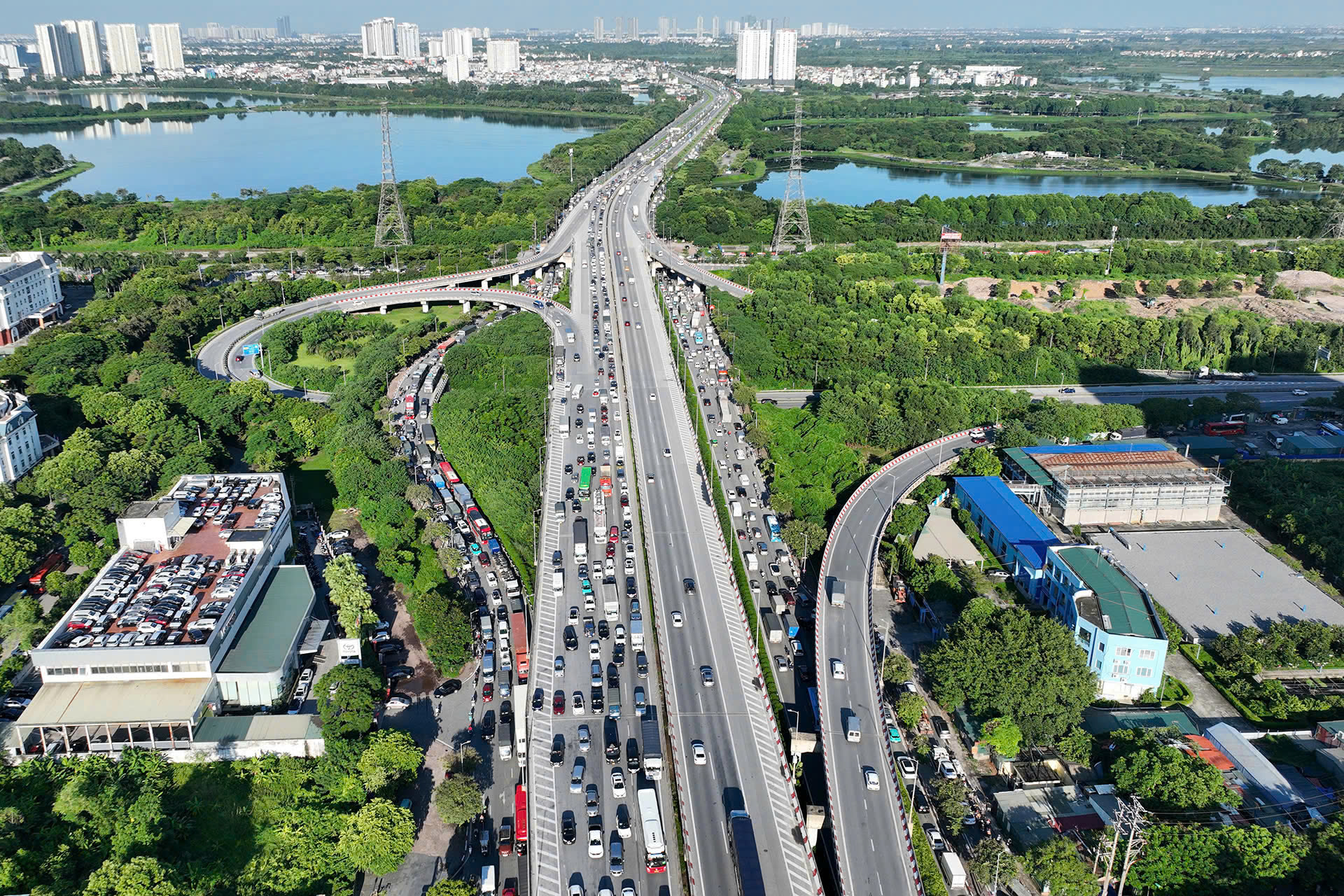 Có thể hạn chế phương tiện hướng về trung tâm Hà Nội dịp Tết khi cần thiết