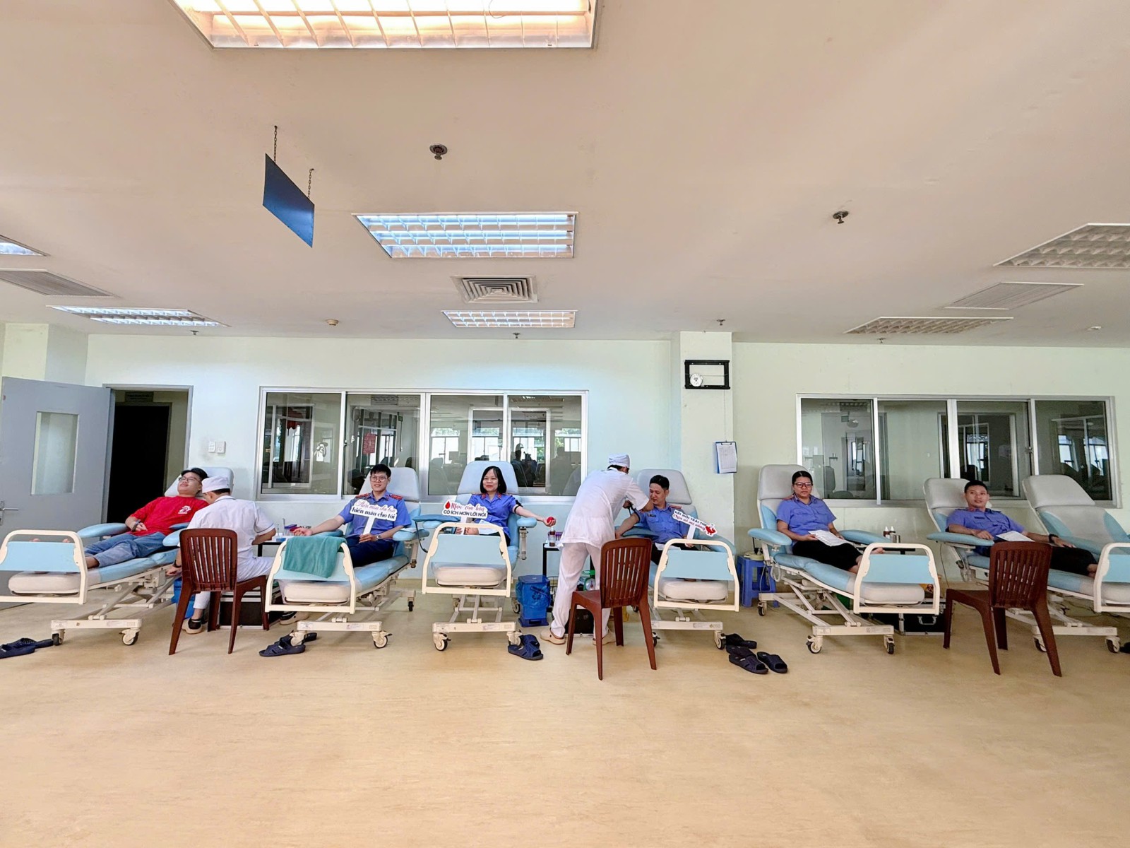 VKSND Khu vực 2, TP Cần Thơ tham gia hiến máu tình nguyện trước thềm Tết nguyên đán