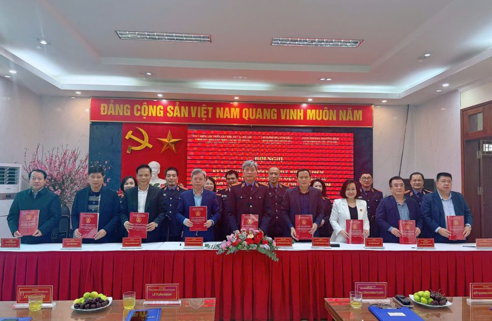 VKSND Khu vực 2, TP Hà Nội ký kết Quy chế phối hợp thực hiện Nghị quyết 205 của Quốc hội