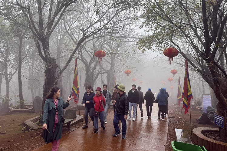 Bắc Bộ có mưa phùn và sương mù