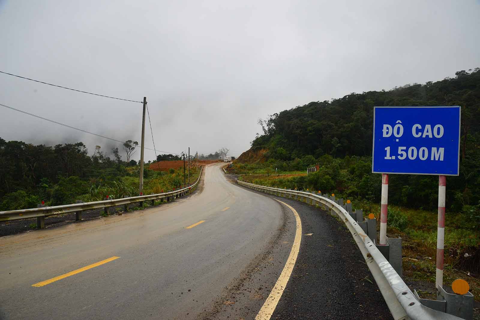 Cho phép các phương tiện lưu thông trên đèo Khánh Lê từ 5h-18h hàng ngày