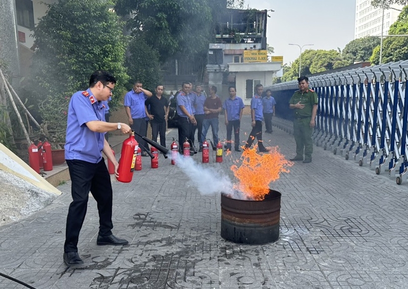Tăng cường sự lãnh đạo của Đảng đối với công tác phòng cháy, chữa cháy và cứu nạn, cứu hộ trong tình hình mới