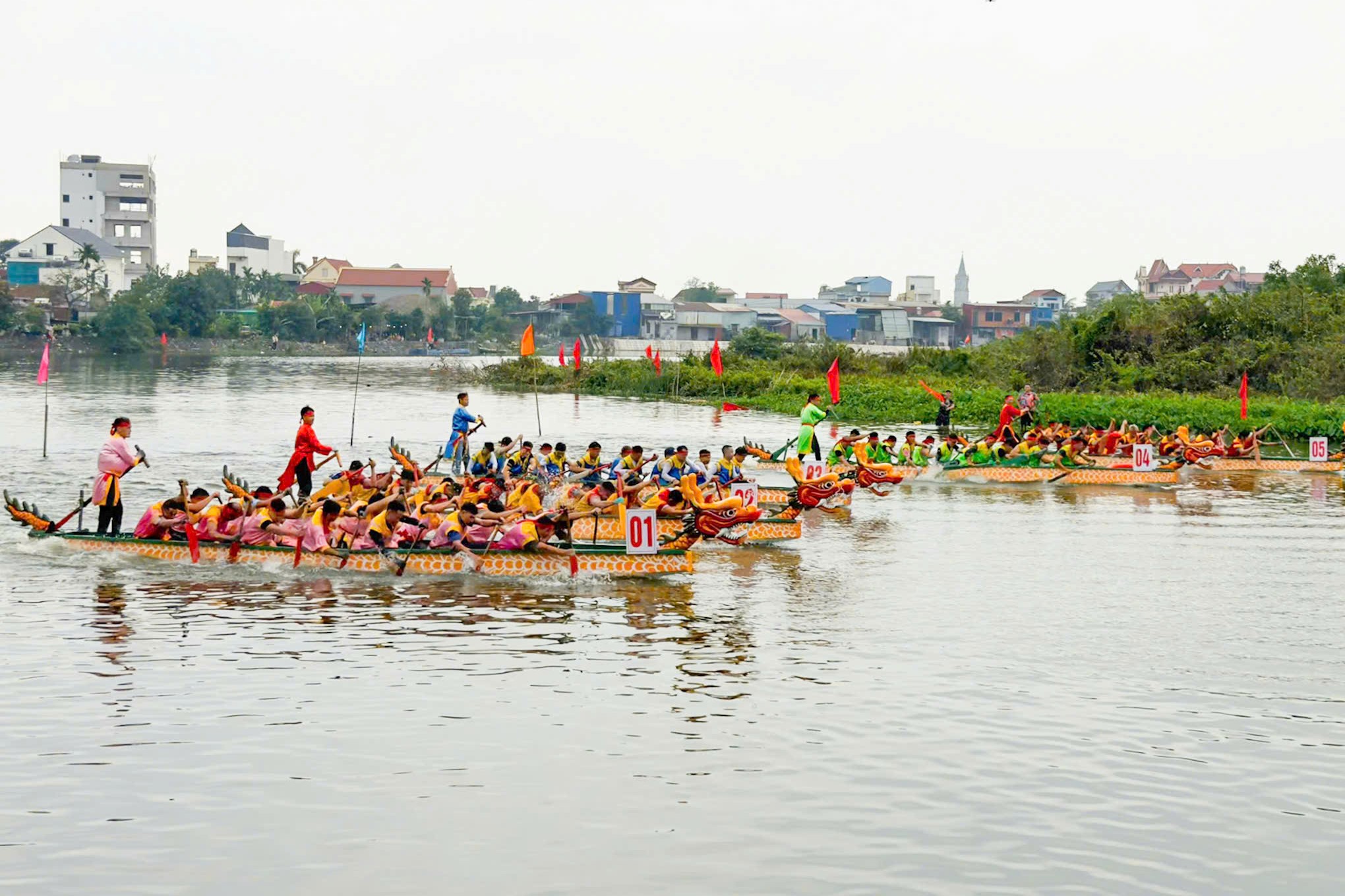 Lễ hội Bơi trải Đền – Chùa Ngọ Dương khai mạc mùng 3 Tết