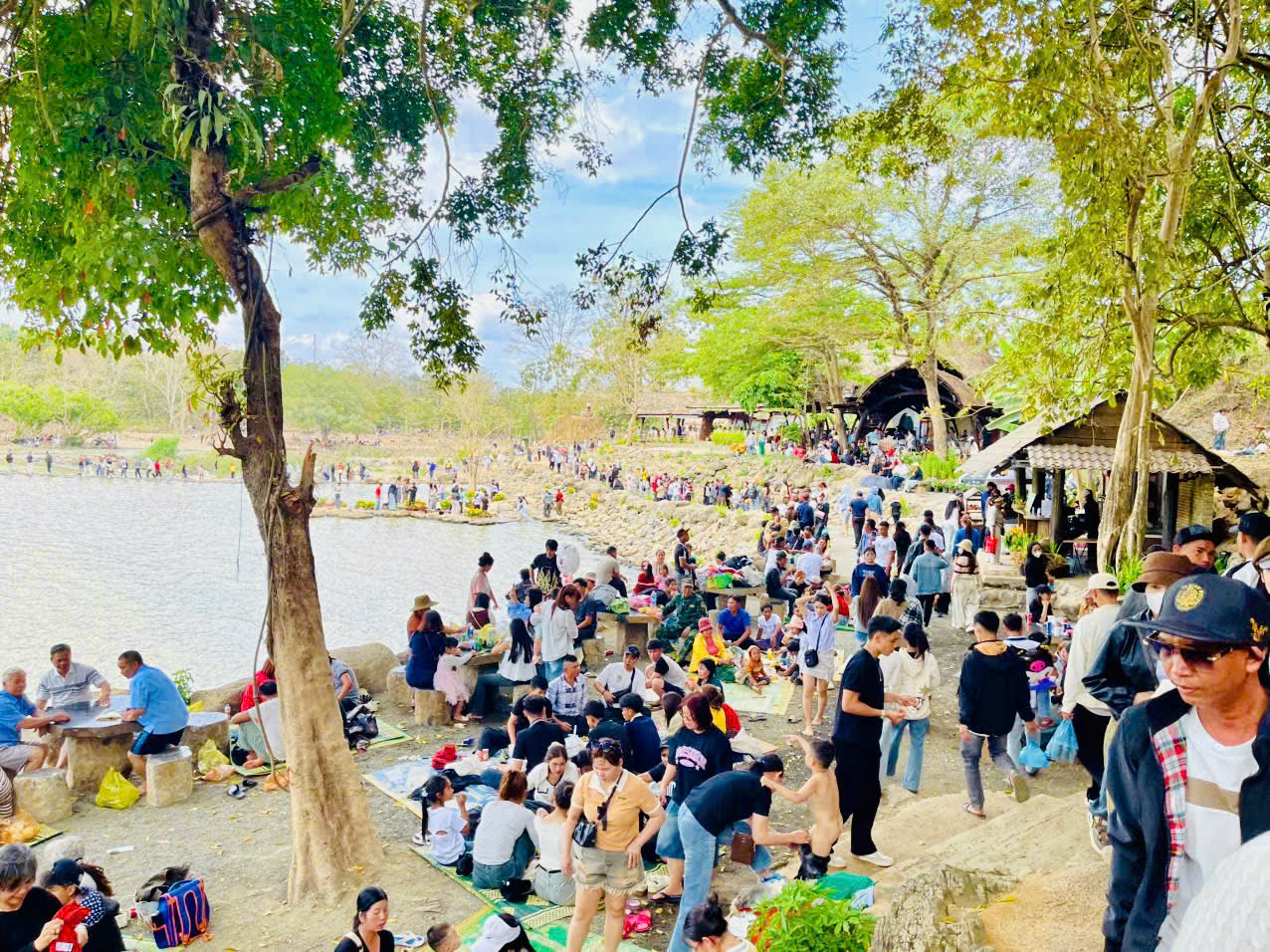 Đắk Lắk Thu hút 395 000 lượt khách du lịch trong dịp Tết Nguyên đán