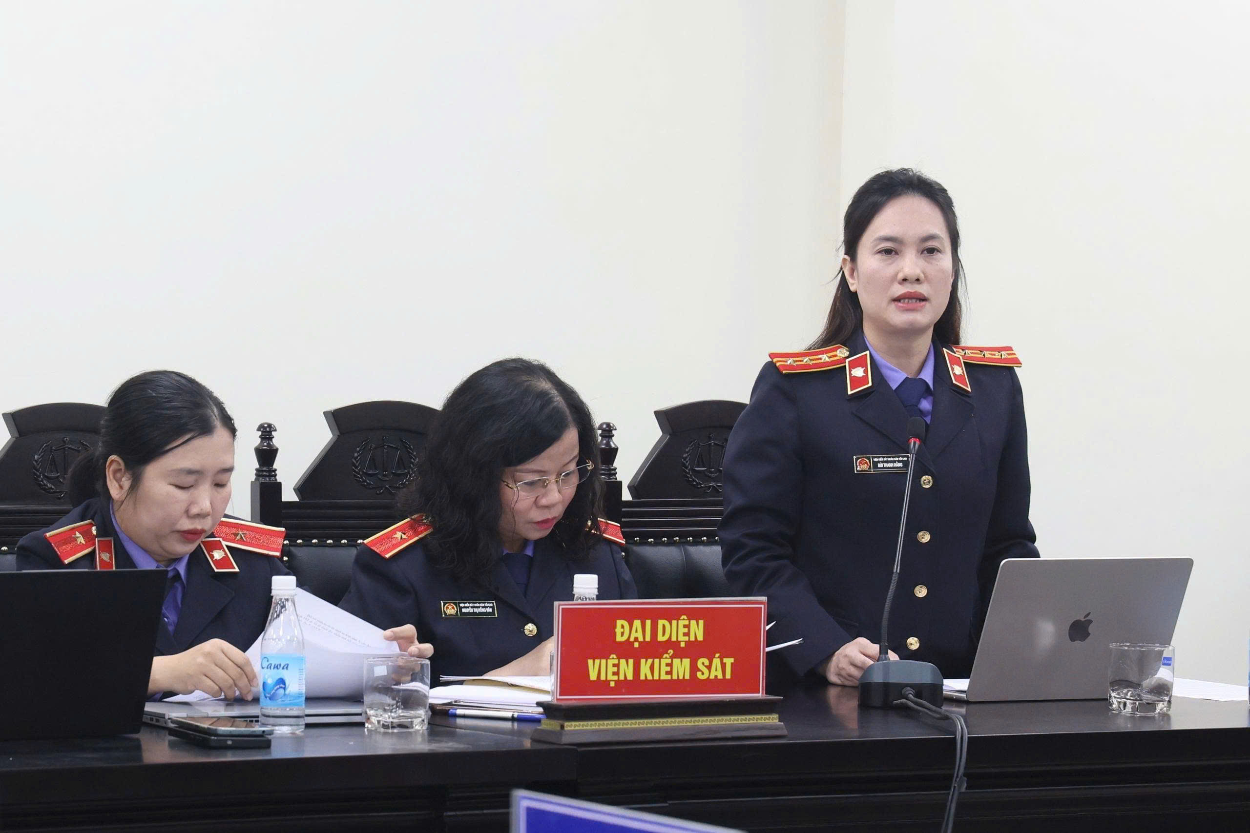 Bản lĩnh Kiểm sát viên tại phiên tòa xét xử vụ án Z Holding