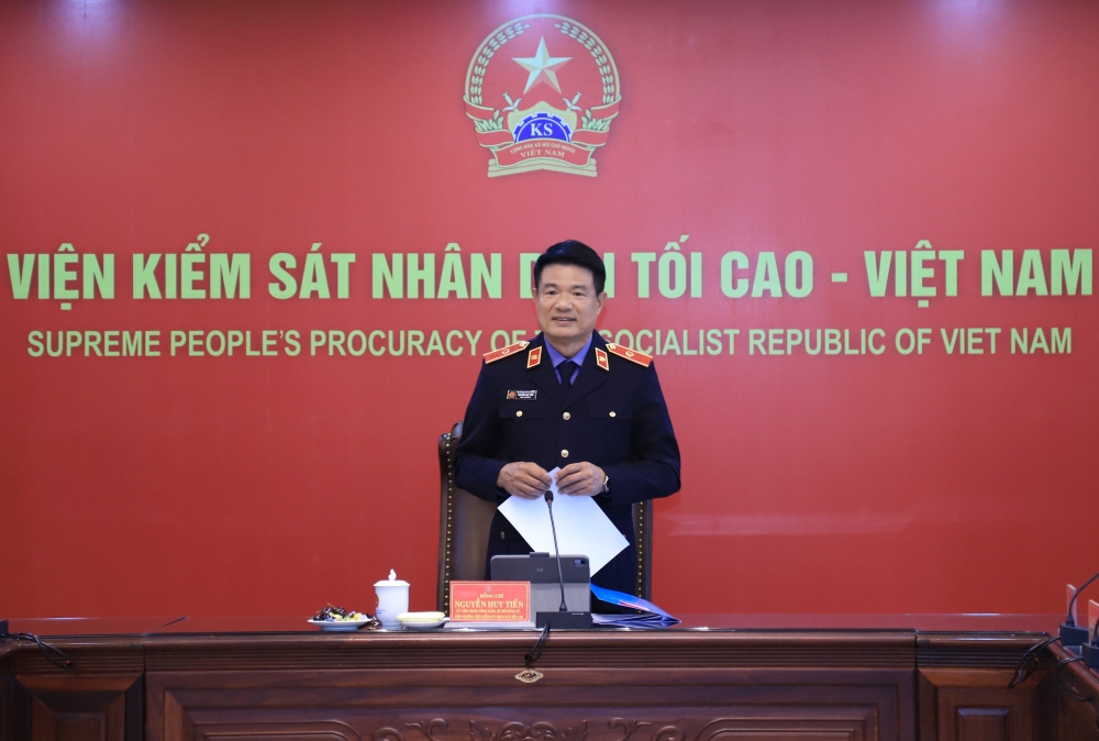 Viện trưởng Nguyễn Huy Tiến Phát huy tinh thần trách nhiệm cao, bắt tay ngay vào công việc từ những ngày đầu năm