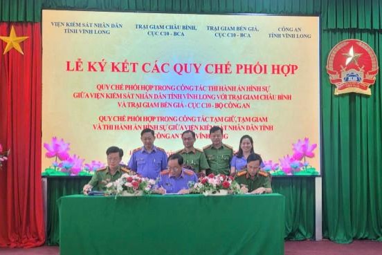 VKSND tỉnh Vĩnh Long ký Quy chế phối hợp công tác tạm giữ, tạm giam và thi hành án