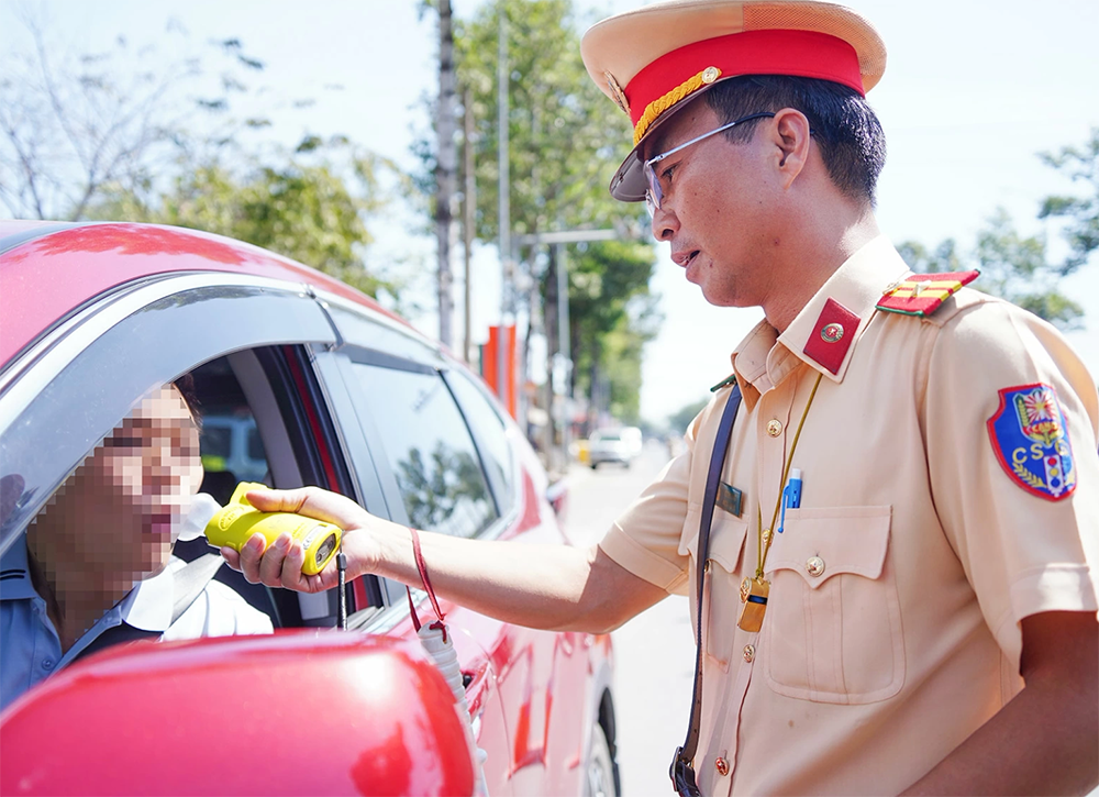 Công an Đồng Nai tăng cường bảo đảm an toàn giao thông sau Tết Bính Ngọ