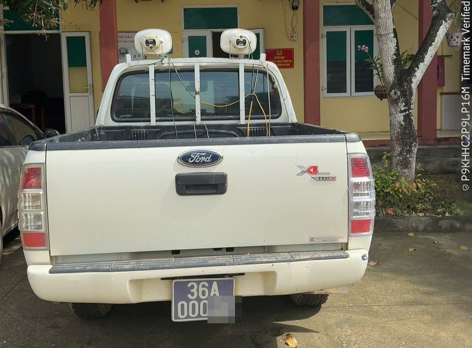 Phạt gần 40 triệu đồng đối với vi phạm của xe biển xanh sau phản ánh trên mạng xã hội