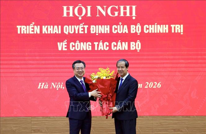 Đồng chí Nguyễn Kim Sơn và đồng chí Nguyễn Sỹ Hiệp giữ chức Phó Trưởng Ban Chính sách, chiến lược TƯ