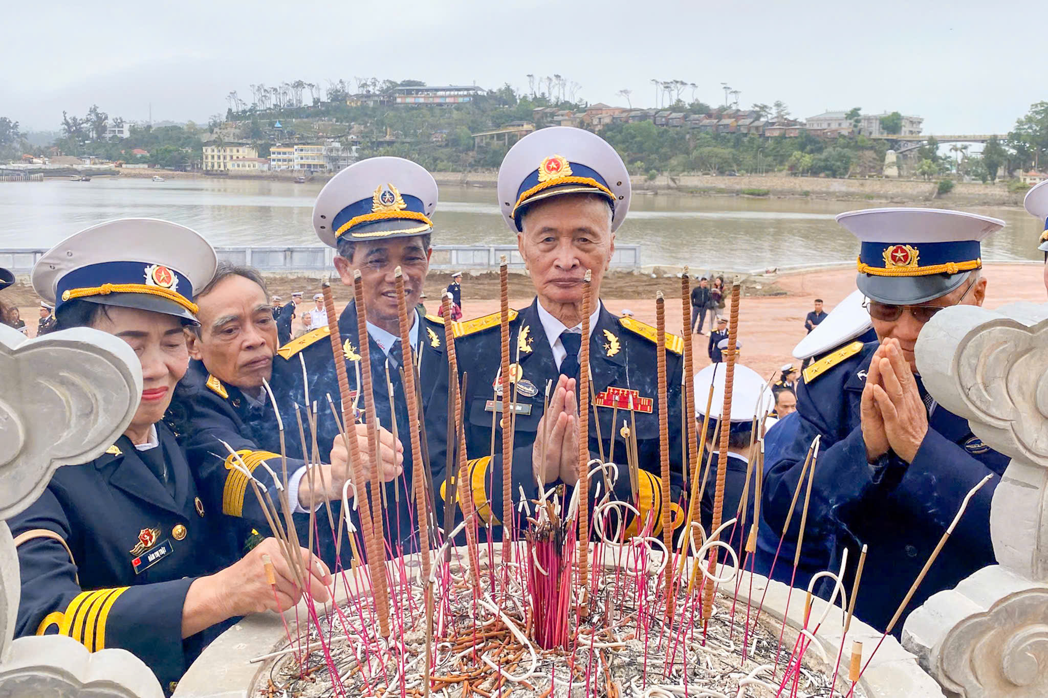 Tưởng niệm ngày 4 tàu “không số” anh dũng hy sinh trong Tết Mậu Thân 1968