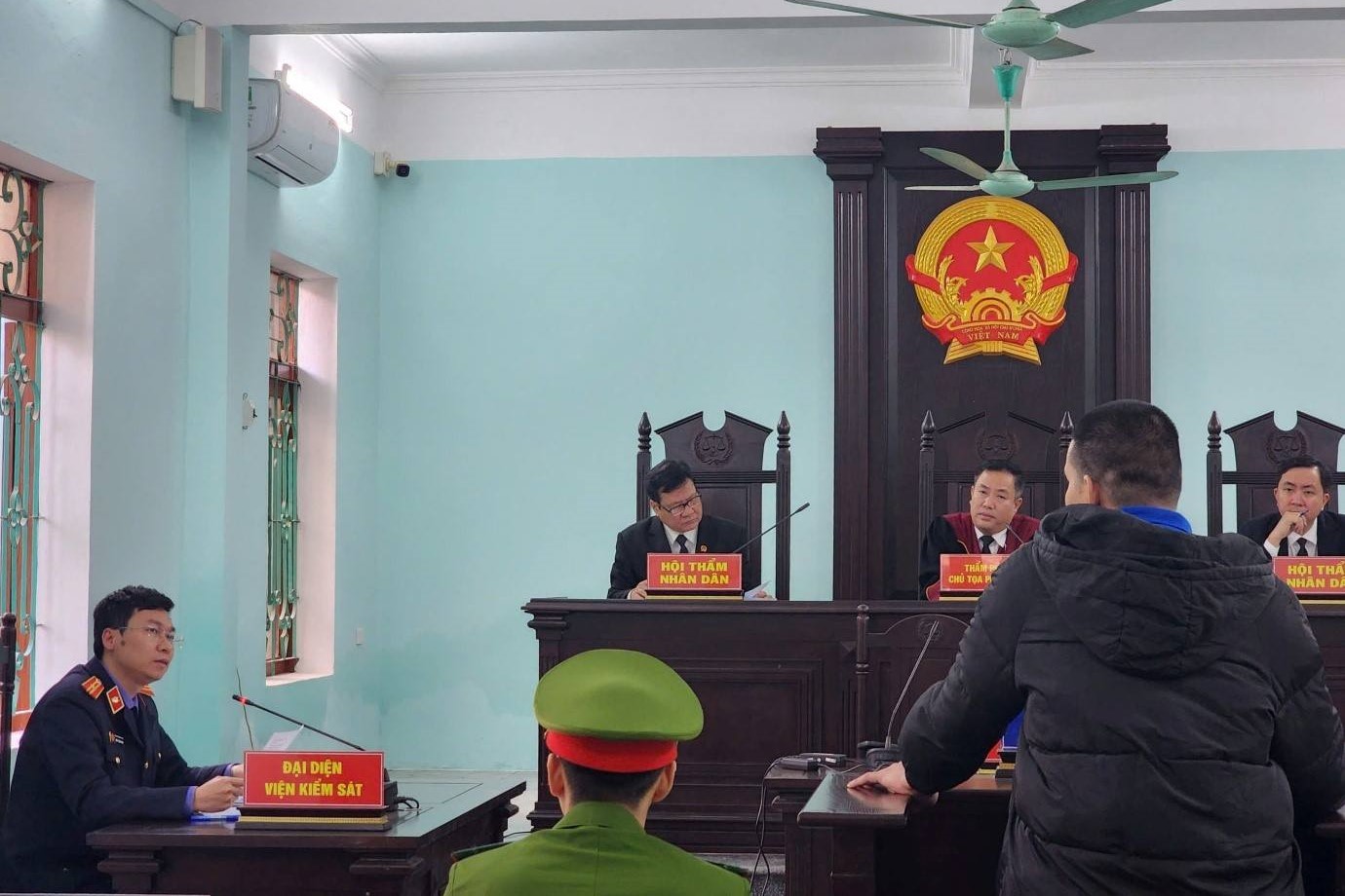 Tăng cường phòng ngừa tội phạm tàng trữ, sử dụng trái phép vũ khí quân dụng