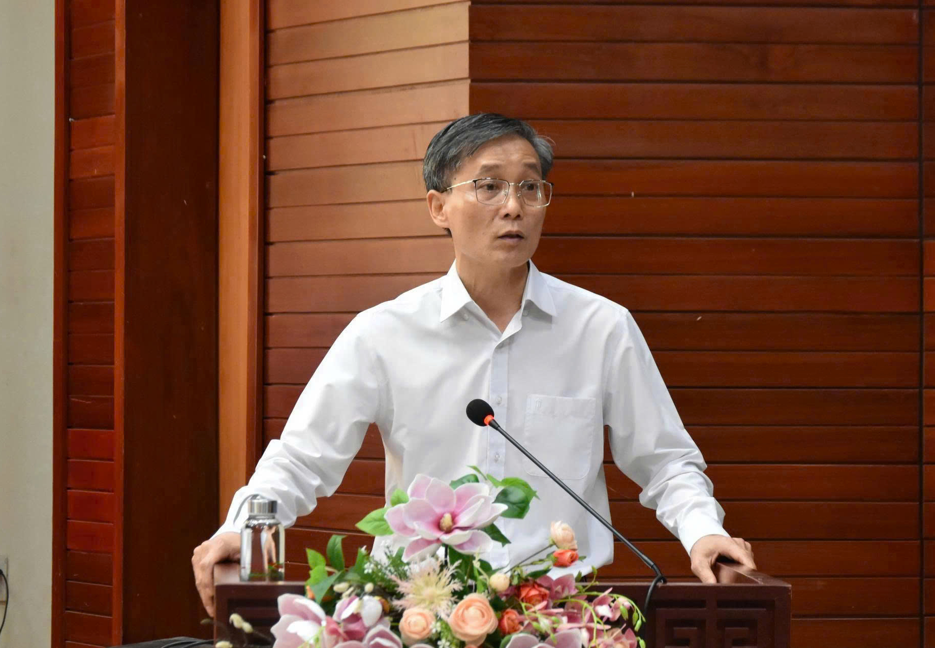 Ứng cử viên đại biểu Quốc hội khóa XVI, đơn vị bầu cử số 4, TP Đà Nẵng tiếp xúc cử tri