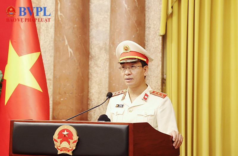 Phân công Phó Viện trưởng Thường trực VKSND tối cao Hồ Đức Anh thực hiện một số nhiệm vụ trong công tác tổ chức cán bộ