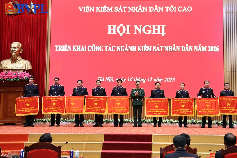 Vững bước bảo vệ pháp luật, phụng sự công lý