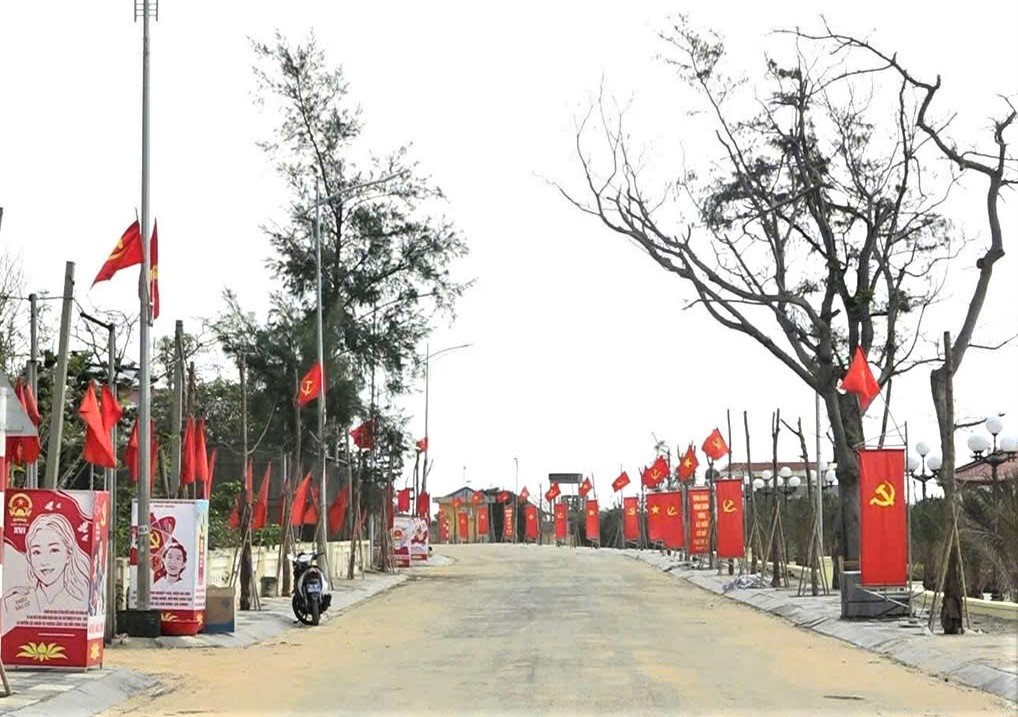 Sẵn sàng cho ngày bầu cử sớm giữa trùng khơi