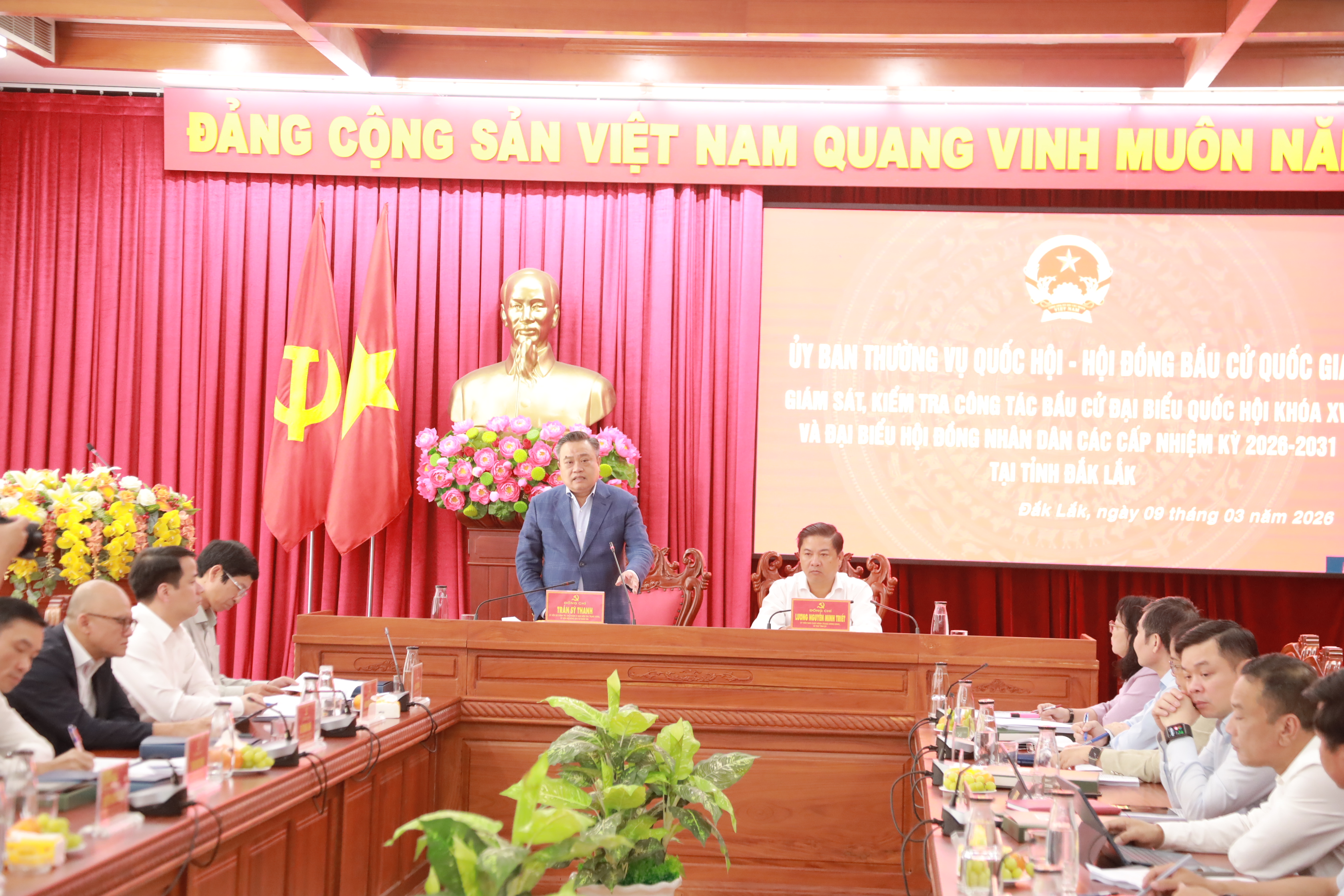 Chủ nhiệm Ủy ban Kiểm tra Trung ương kiểm tra công tác chuẩn bị bầu cử tại Đắk Lắk