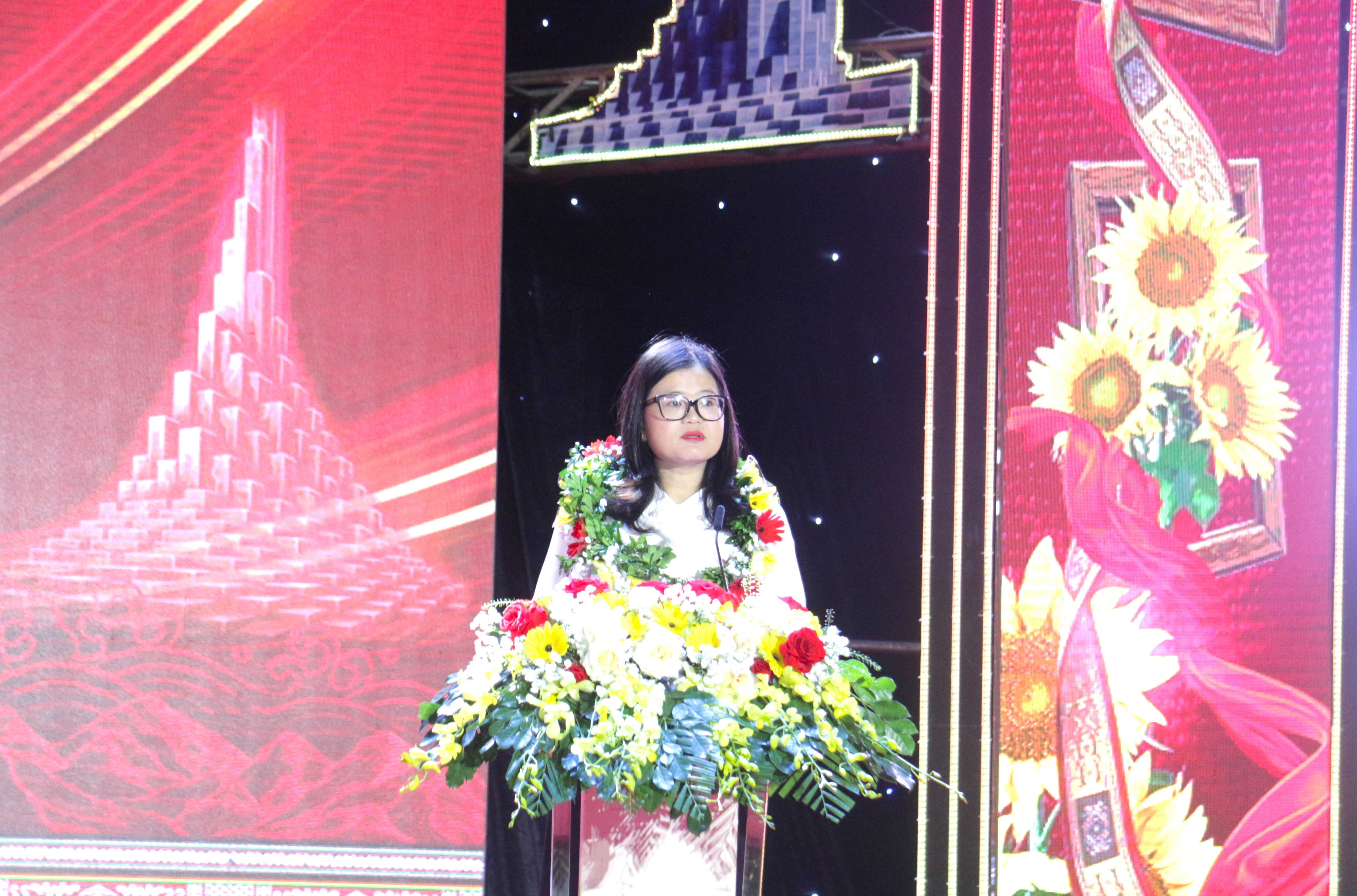 Người phụ nữ ở Đà Nẵng đạt giải Nhất thiết kế logo nhận diện thương hiệu tỉnh Đắk Lắk