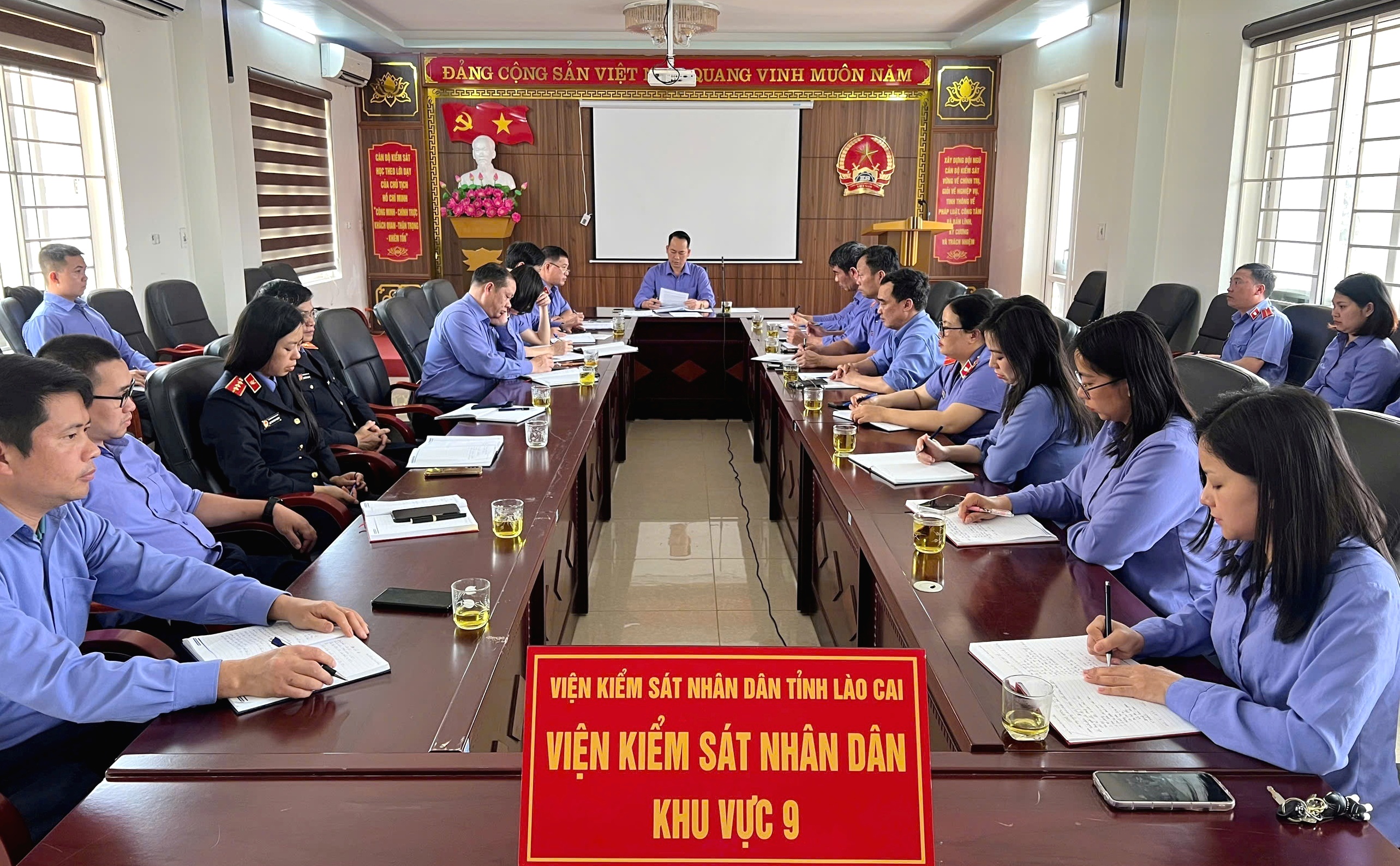 VKSND khu vực 9 - Lào Cai gắn sinh hoạt Chi bộ với tuyên truyền bầu cử đại biểu Quốc hội và HĐND các cấp