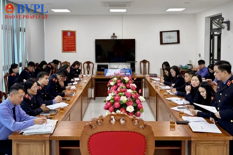 Chi bộ VKSND khu vực 7 - Thanh Hoá Nghiêm túc triển khai thực hiện các quy định của Đảng