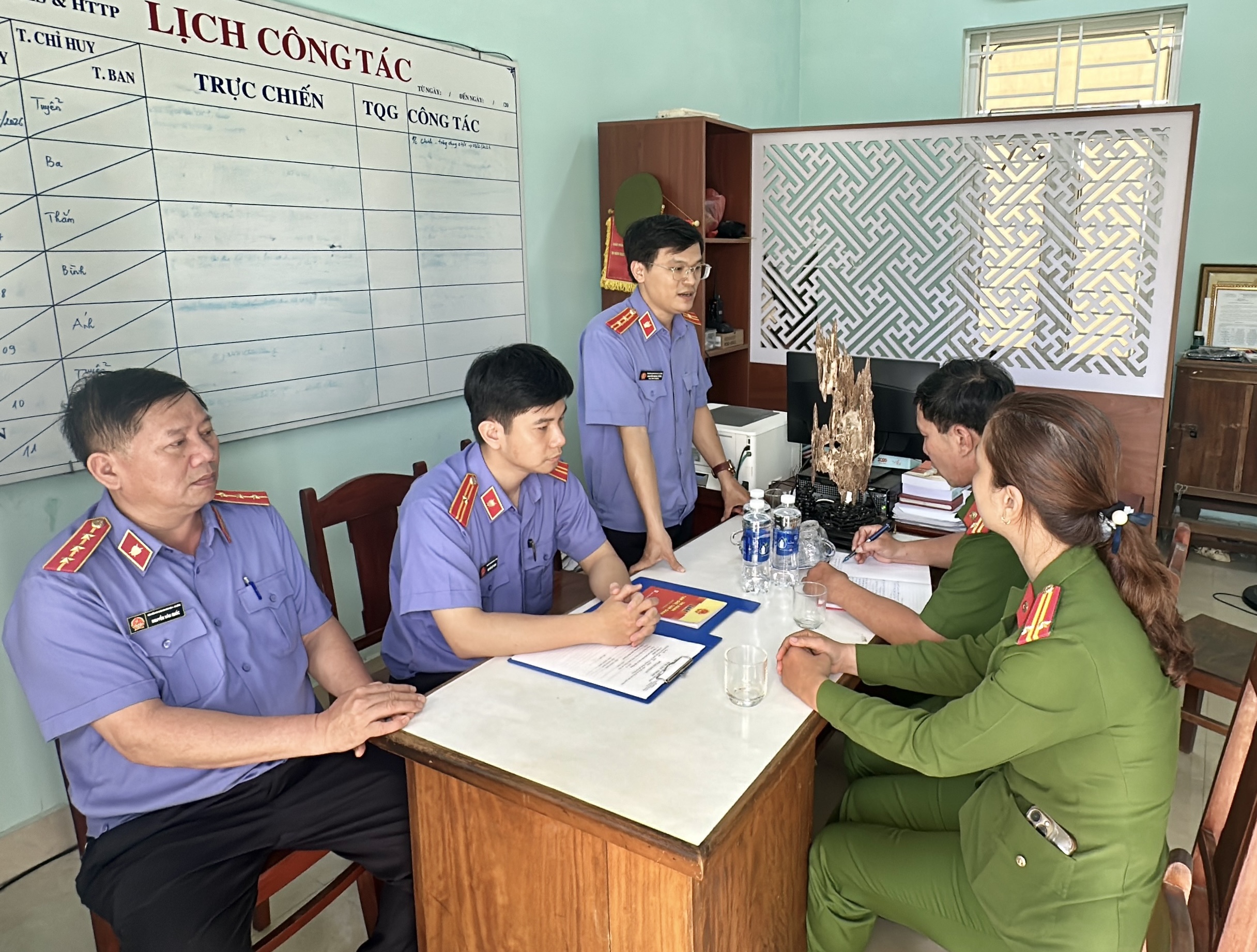 VKSND khu vực 4, TP Đà Nẵng kiểm sát công tác đảm bảo quyền bầu cử tại cơ sở giam giữ