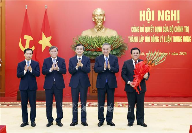 Bộ Chính trị quyết định thành lập Hội đồng Lý luận Trung ương nhiệm kỳ 2026-2031