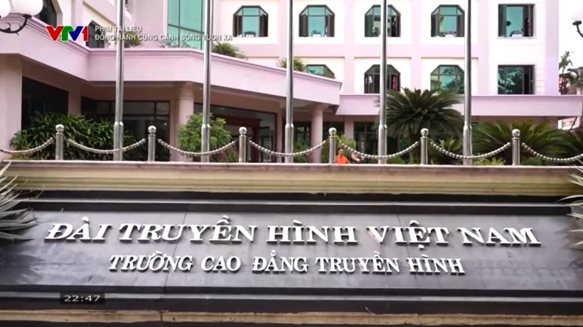 Trường Cao đẳng Truyền hình - Đồng hành cùng cánh sóng vươn xa