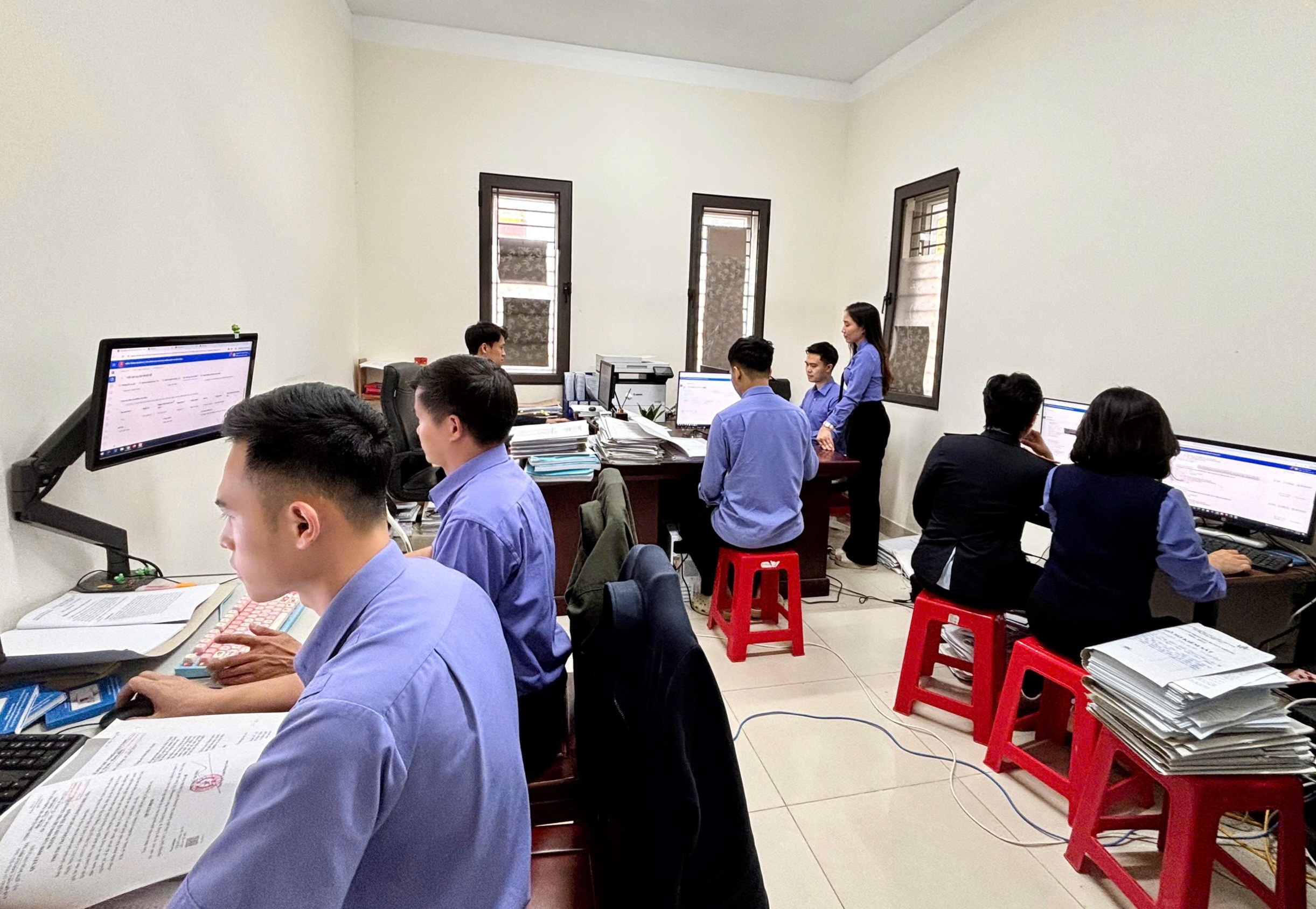 Tích cực triển khai nhập liệu trên Nền tảng quản lý án hình sự, ký số toàn trình hồ sơ vụ việc