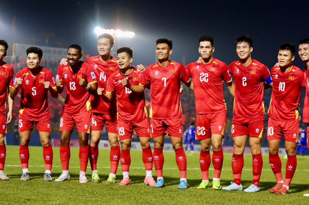 Vé xem tuyển Việt Nam đấu Bangladesh trên sân Hàng Đẫy giá cao nhất 300 000 đồng